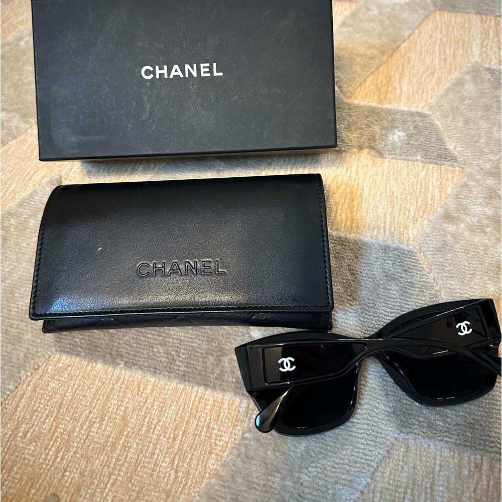 Chanel Sunglasses Used Black